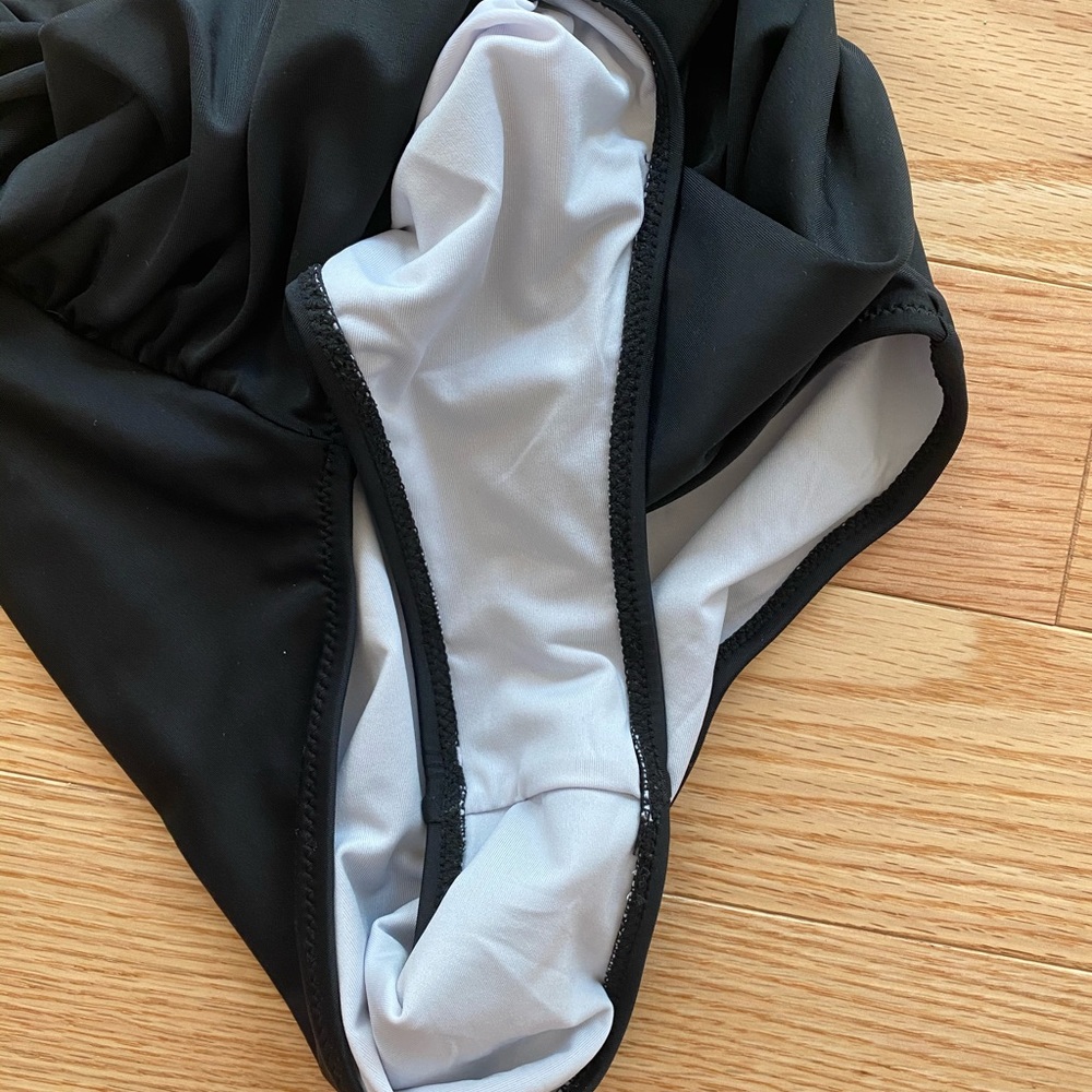 Cupshe Bathing Suit - image 4